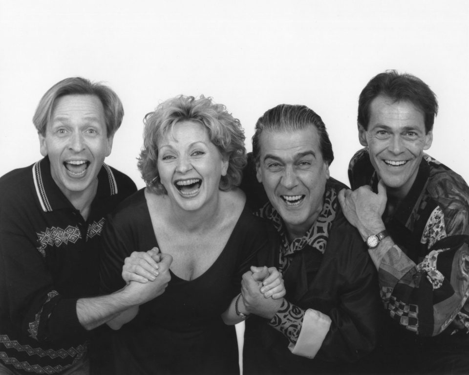 Louis Lalande aux côtés de France Castel, André Richard et François Trottier pour la pièce Nina, au théâtre le Chantecler en 1994.